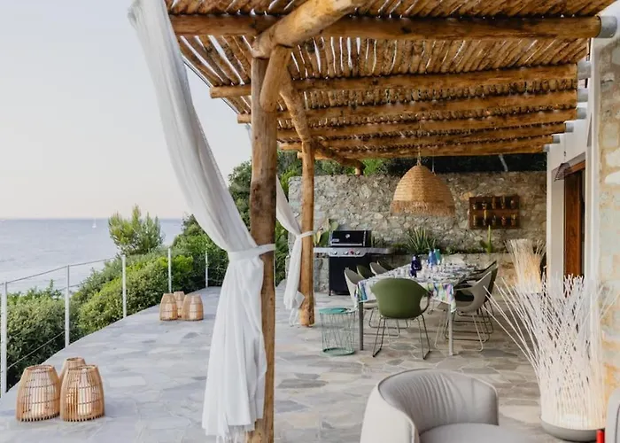 Mare Di Spartaia Villa *