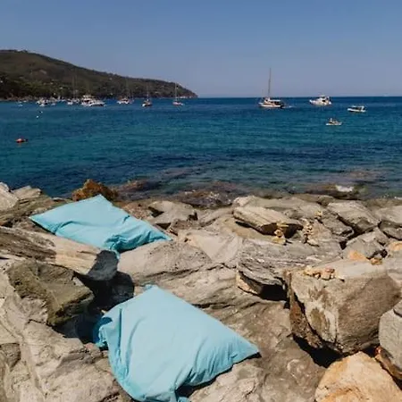 Mare Di Spartaia Procchio (Isola d'Elba)